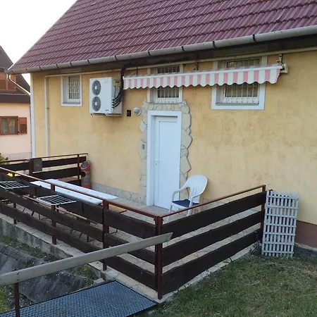 Pajdos Apartmanhaz *