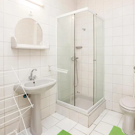 Pajdos Apartmanhaz אגר